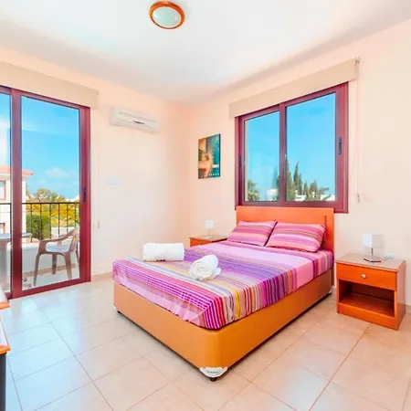 Villa Imagine Your Family Renting A Luxury Holiday Close To Protaras' Main Attractions, 1254 Protaras